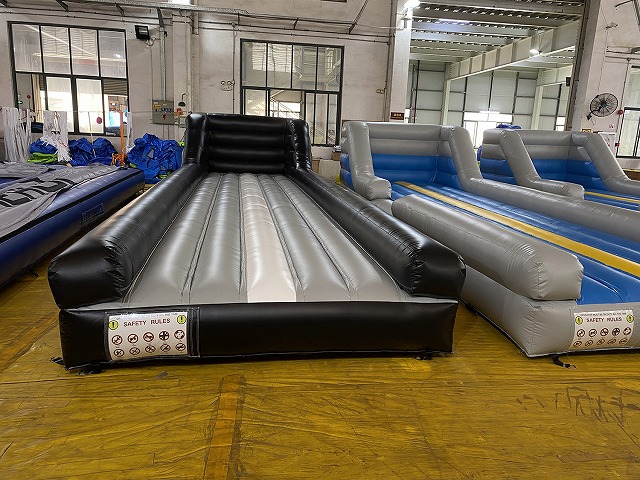 エアー・タンブリング・トランポリン