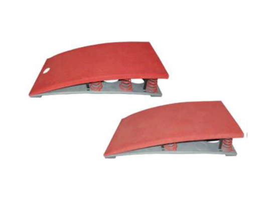 FIG APPROVED品の体操用具　ロイター板