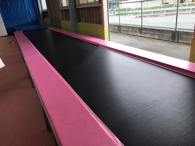 体操練習の必需品 タンブリングトランポリン